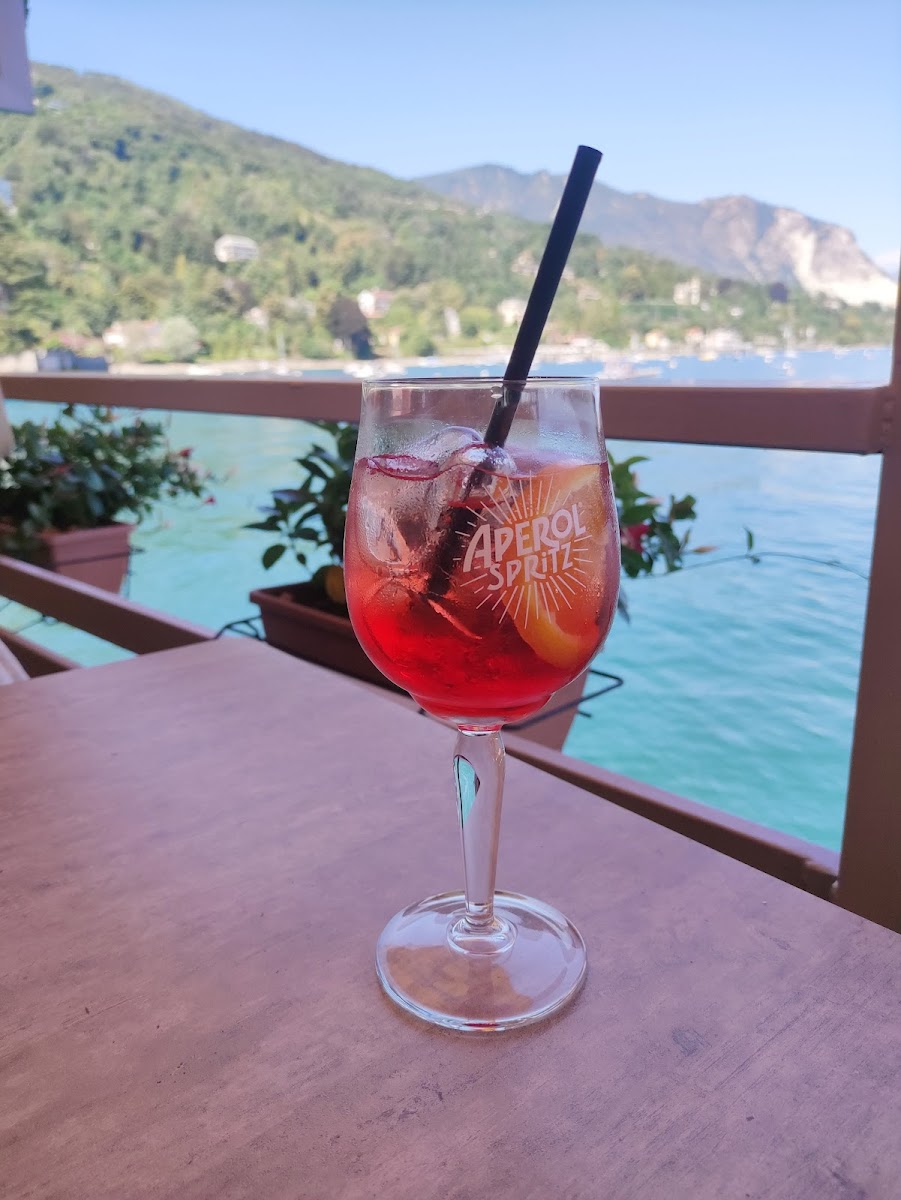 L'idrovolante Cafe-5